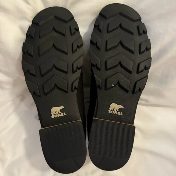 Like New Sorel Emelie I Waterproof Leather Chelsea Boot - Picture 4 of 8